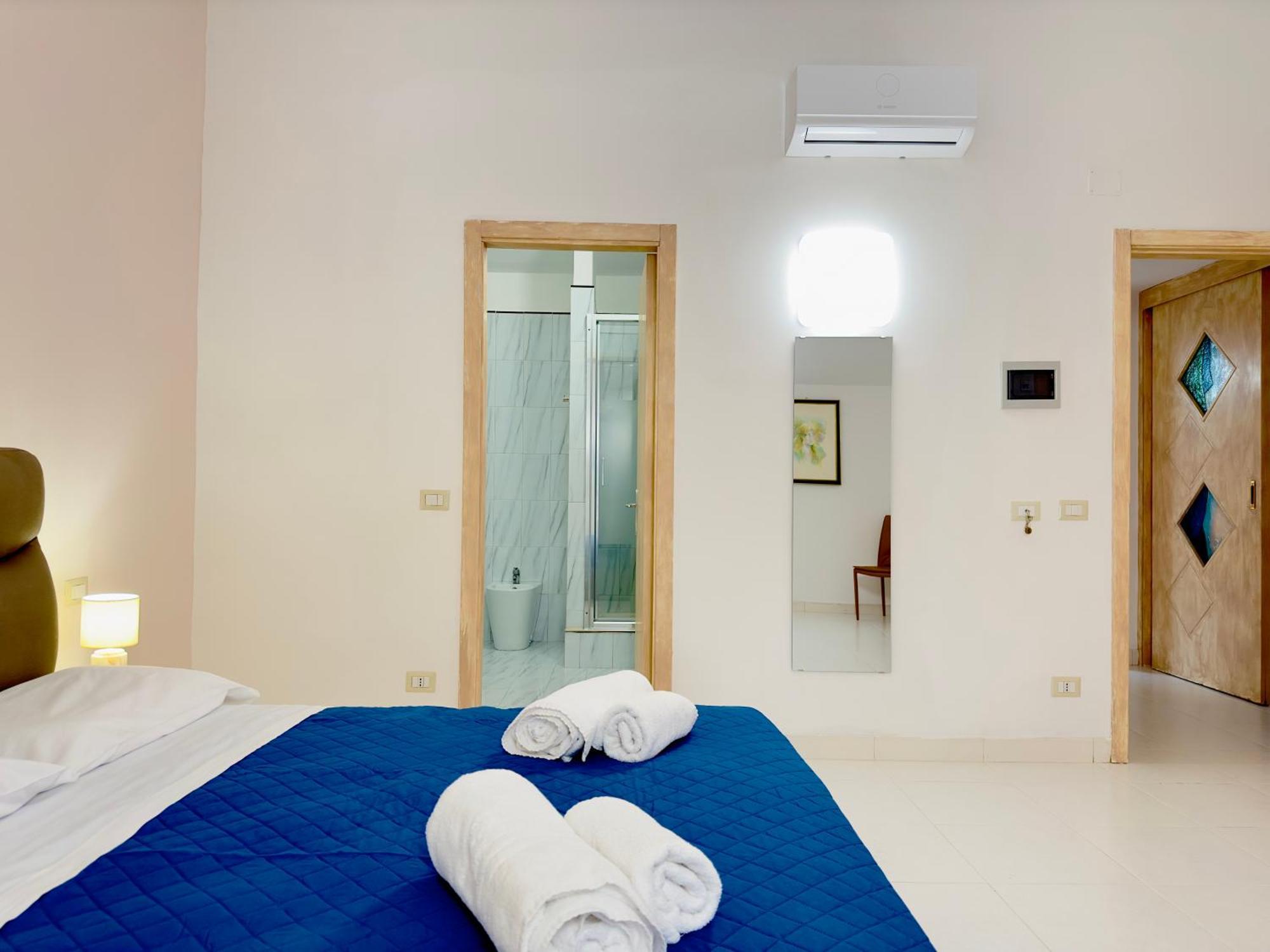 Unique Rooms In Centro Citta Bagno Privato E Climatizzatore 拉古萨 外观 照片