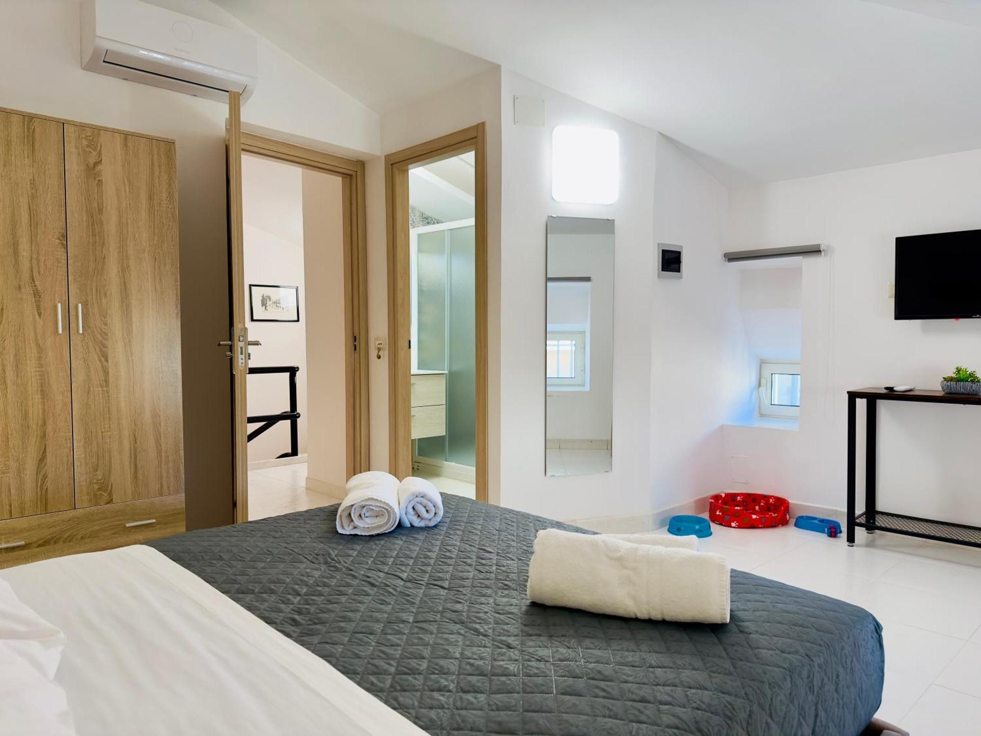 Unique Rooms In Centro Citta Bagno Privato E Climatizzatore 拉古萨 外观 照片