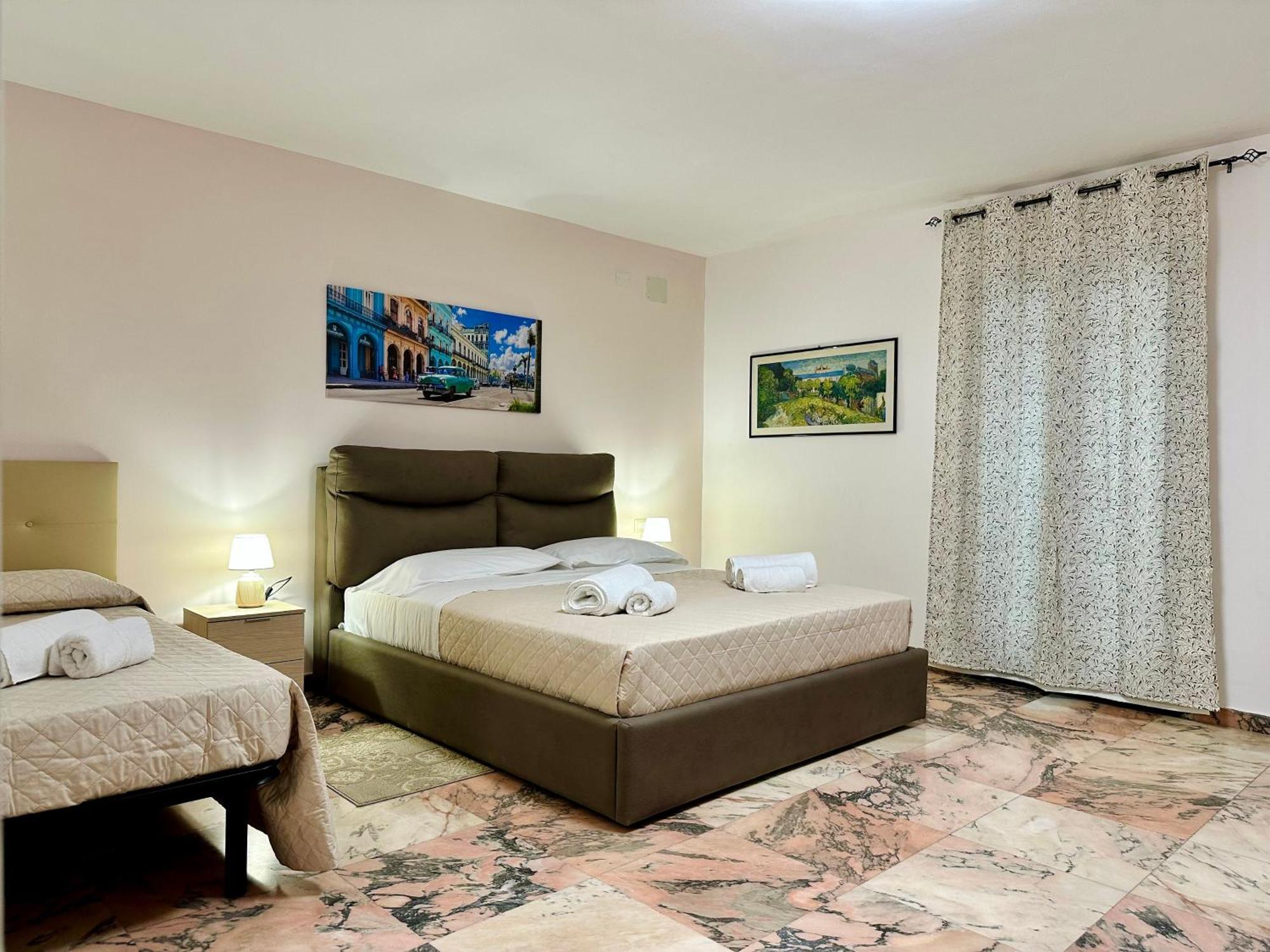 Unique Rooms In Centro Citta Bagno Privato E Climatizzatore 拉古萨 外观 照片
